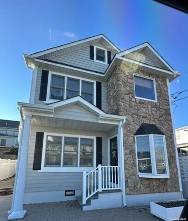 Rent this 3 bed house on 55 Cedarhurst Avenue in Point Lookout, Hempstead