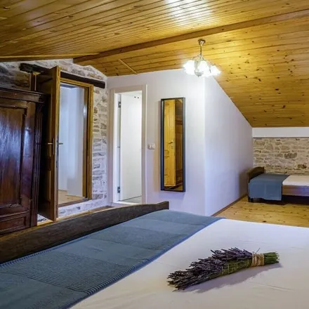 Rent this 5 bed house on 52342 Štokovci