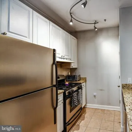 Image 5 - The Fitz, 501 Hungerford Drive, Rockville, MD 20850, USA - Condo for sale