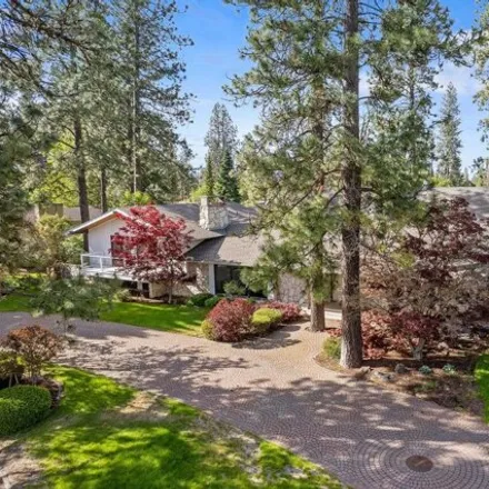 Buy this 5 bed house on 8 West High Drive in Spokane, WA 99203