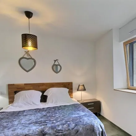 Rent this 3 bed house on Pont Louis Route de Vannes in 56880 Ploeren, France