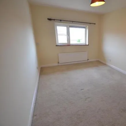 Image 7 - Saint Mary's Drive, Northop Hall, CH7 6JF, United Kingdom - Townhouse for rent