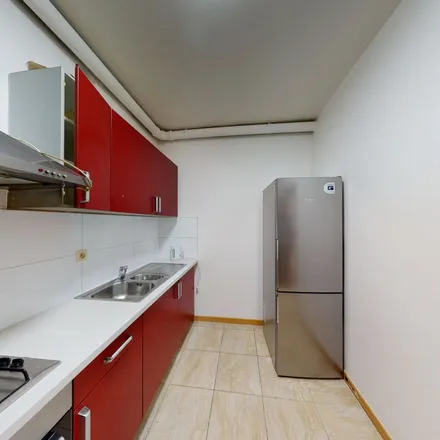 Rent this 1 bed apartment on Residence Bottecelli in Van Eycklei 23, 2018 Antwerp