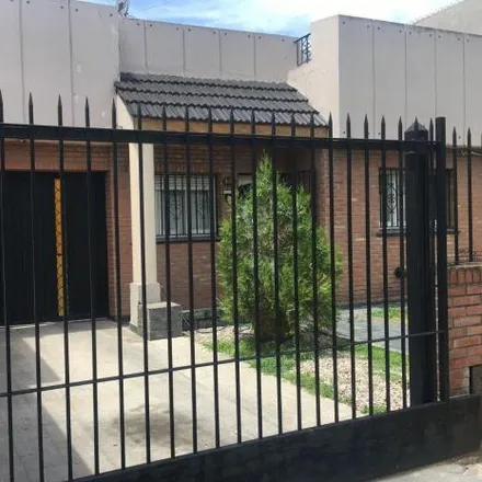 Buy this 3 bed house on Alicia Moreau de Justo 4132 in Villa Insuperable, C1440 AUA La Tablada