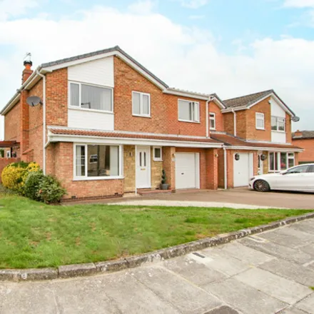 Buy this 5 bed house on Low Ellers Farm in Hennings Close, Doncaster