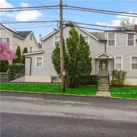 Rent this 3 bed house on 415 Jefferson Avenue in Village of Mamaroneck, NY 10543