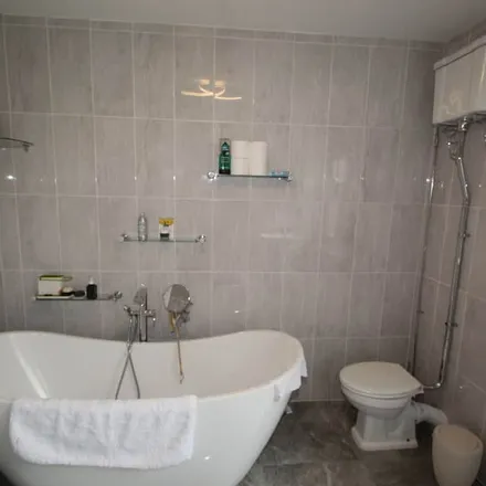 Image 2 - Chaddesley Corbett, DY10 4PE, United Kingdom - House for rent