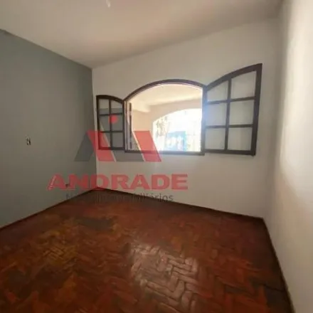 Rent this 4 bed house on Rua Rafael Altomar in Jardim Guapituba, Mauá - SP