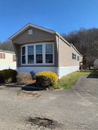 Image 3 - 1012 Old Colony Road, Meriden, CT 06451, USA - Apartment for sale