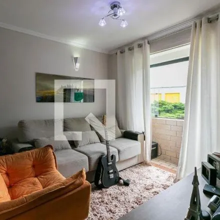 Rent this 2 bed apartment on Rua Azevedo Júnior 143 in Brás, São Paulo - SP