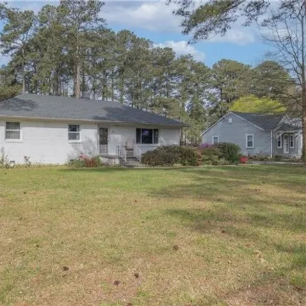Buy this 5 bed house on 140 Wilson Drive in Chesapeake, VA 23322