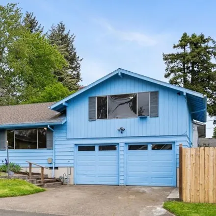 Buy this 5 bed house on 12 Northeast 140th Avenue in Portland, OR 97230