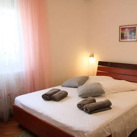 Image 1 - 52204 Ližnjan, Croatia - Apartment for rent