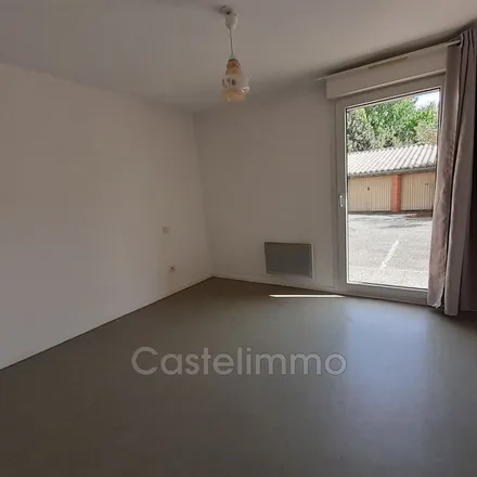 Rent this 2 bed apartment on 39 Boulevard Louis Sicre in 82100 Castelsarrasin, France