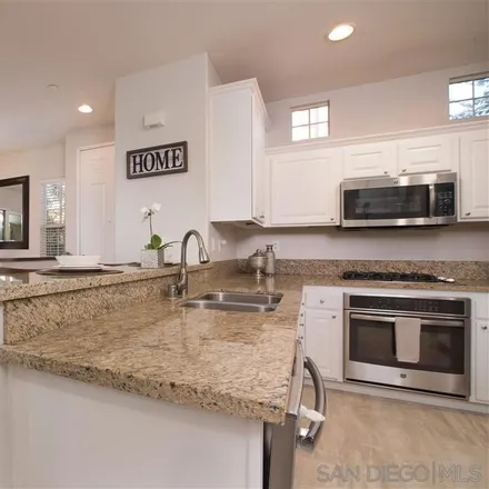 Image 5 - Piatto Way, San Diego, CA 92123, USA - Townhouse for rent