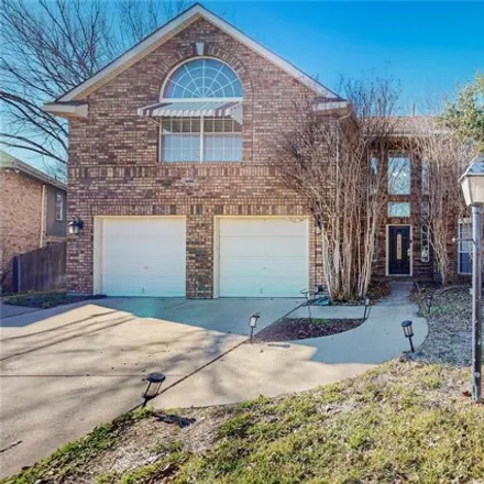 Buy this 5 bed house on 4312 Solitude Court in Arlington, TX 76017