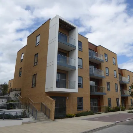 Rent this 1 bed apartment on 27 Drake Way in Reading, RG2 0GR