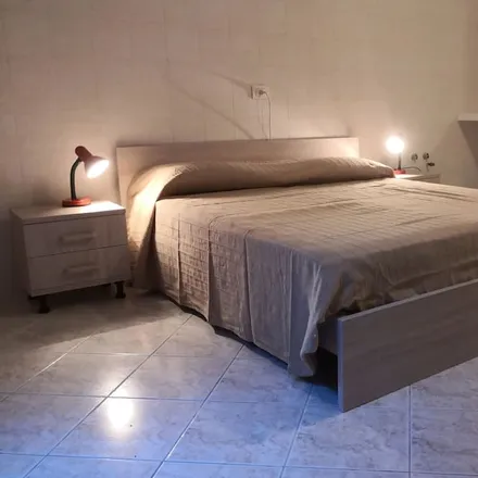 Rent this 5 bed house on Lazise in Via Francesco Fontana, 37017 Lazise VR