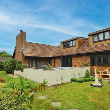 Rent this 4 bed house on Oberfield Road in Brockenhurst, SO42 7QF