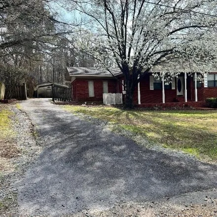 Image 3 - 590 West Wiley Avenue, Star City, AR 71667, USA - House for sale