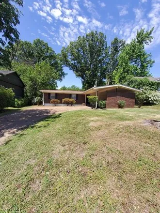 Buy this 3 bed house on 3407 South Perkins Road in Memphis, TN 38118