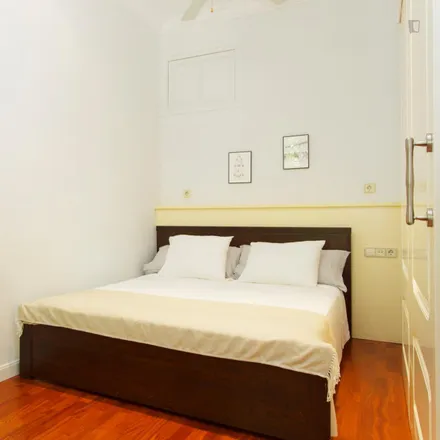 Rent this 2 bed apartment on Carrer de Rocafort in 46, 08001 Barcelona