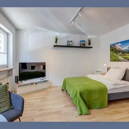 Rent this 1 bed apartment on Plinganserstraße 62 in 81369 Munich, Germany