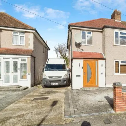 Buy this 3 bed duplex on Carnforth Gardens in London, RM12 5DP