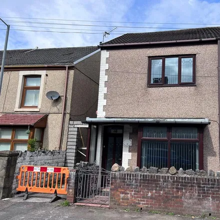 Rent this 3 bed room on Glamorgan Street in Swansea, SA1 3SY