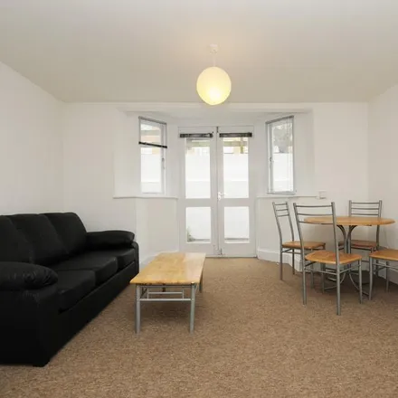 Image 6 - Nottingham House, Portland Rise, London, N4 2PU, United Kingdom - Apartment for rent