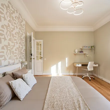 Rent this 1 bed apartment on Wall Street Institute in Avenida João Crisóstomo 44-C, 1050-128 Lisbon