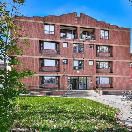 Rent this 4 bed apartment on 99 Bellevue Avenue in Old Toronto, ON M5T 2N8