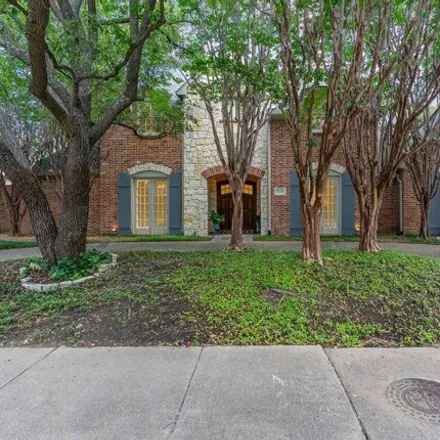 Image 2 - 17508 Muirfield Dr, Dallas, Texas, 75287 - House for sale