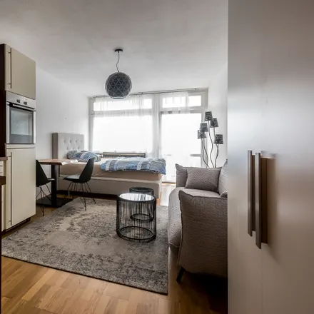 Rent this 1 bed apartment on Schleißheimer Straße 257 in 80809 Munich, Germany