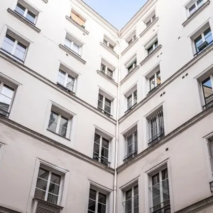 Image 7 - 25 Rue Tronchet, 75008 Paris, France - Apartment for rent