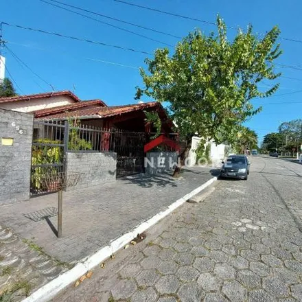 Buy this 5 bed house on Rua Marechal Mascarenhas de Morais in Canto do Forte, Praia Grande - SP