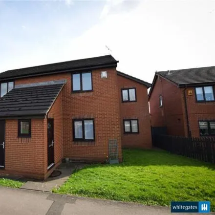 Rent this 2 bed room on Middleton Park Road Lingwell Road in Middleton Park Road, Leeds