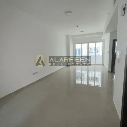 Image 5 - 22b Street, Al Muteena, Deira, Dubai, United Arab Emirates - Apartment for rent