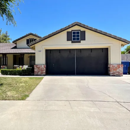 Buy this 4 bed house on 2992 Purvis Avenue in Clovis, CA 93611