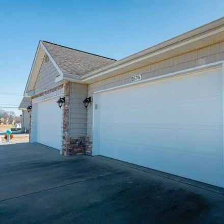 Image 3 - 1529 Castleton Drive, Madisonville, KY 42431, USA - Condo for sale