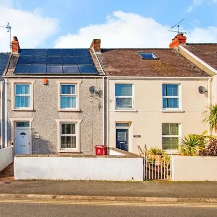 Buy this 3 bed townhouse on Marsh Road in Tenby, SA70 8EJ