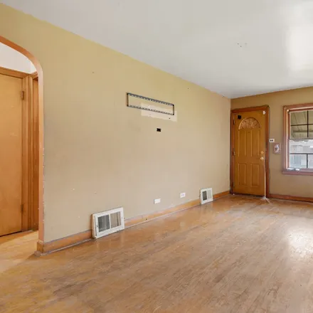 Image 3 - 5404 South Harding Avenue, Chicago, IL 60632, USA - House for sale