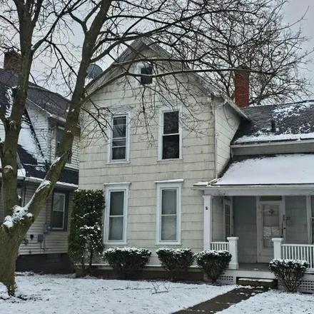 Buy this 2 bed house on 37 Western Avenue in Mansfield, OH 44906