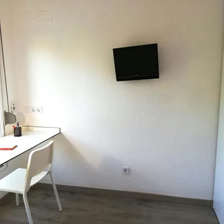 Rent this 1 bed apartment on Carrer de Sant Maure in 6, 46015 Valencia