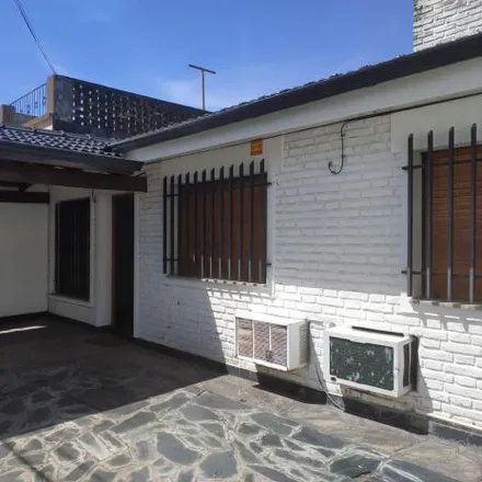 Rent this 2 bed house on Pasaje Cramer 4160 in La Florida, Rosario