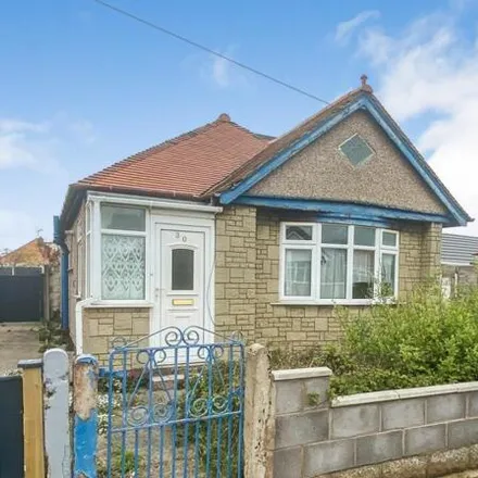 Image 6 - Ridgeway Avenue, Rhyl, LL18 3TY, United Kingdom - House for sale