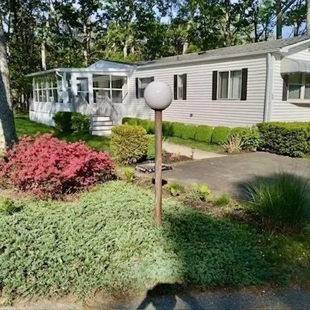 Buy this studio apartment on 58 Old Country Road in Village of Quogue, Suffolk County