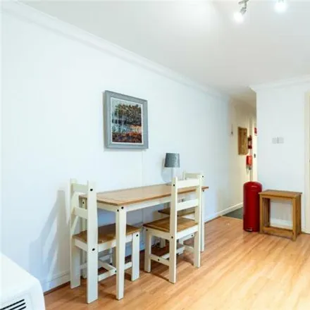 Image 6 - Greenside Place, St Andrews, KY16 9TL, United Kingdom - Apartment for sale