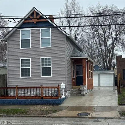 Buy this 2 bed house on 2087 West 41st Street in Cleveland, OH 44113