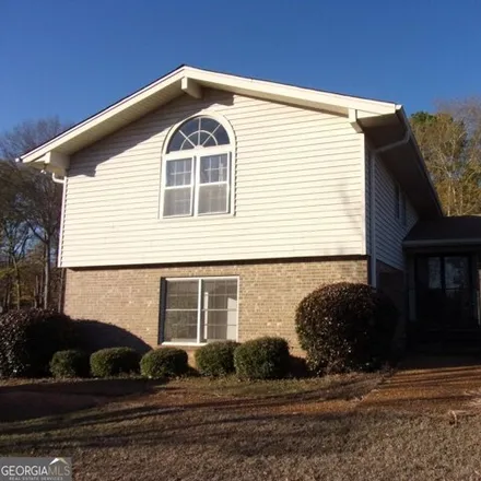 Buy this 4 bed house on 2045 North 3rd Court in Lanett, Chambers County